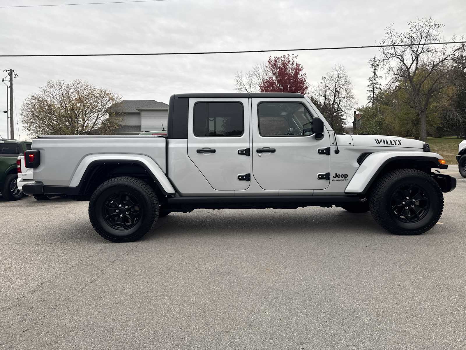 2022 Jeep Gladiator Willys photo 4
