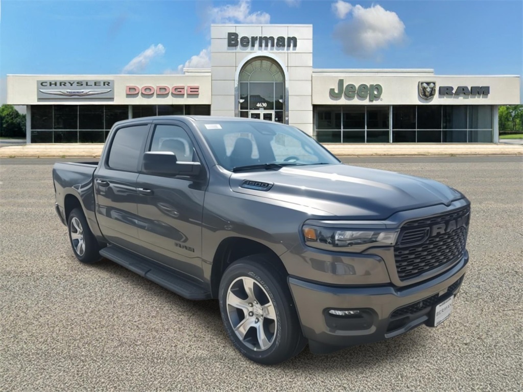 2025 RAM Ram 1500 Pickup Tradesman's photo