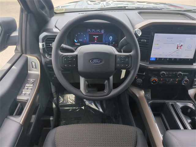 2025 Ford F-150 STX photo 17