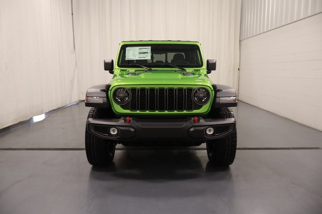 2025 Jeep Gladiator Rubicon photo 3
