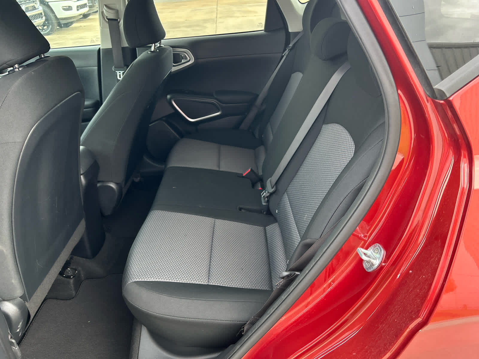 2023 Kia Soul LX photo 13