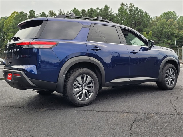 2025 Nissan Pathfinder SV photo 3