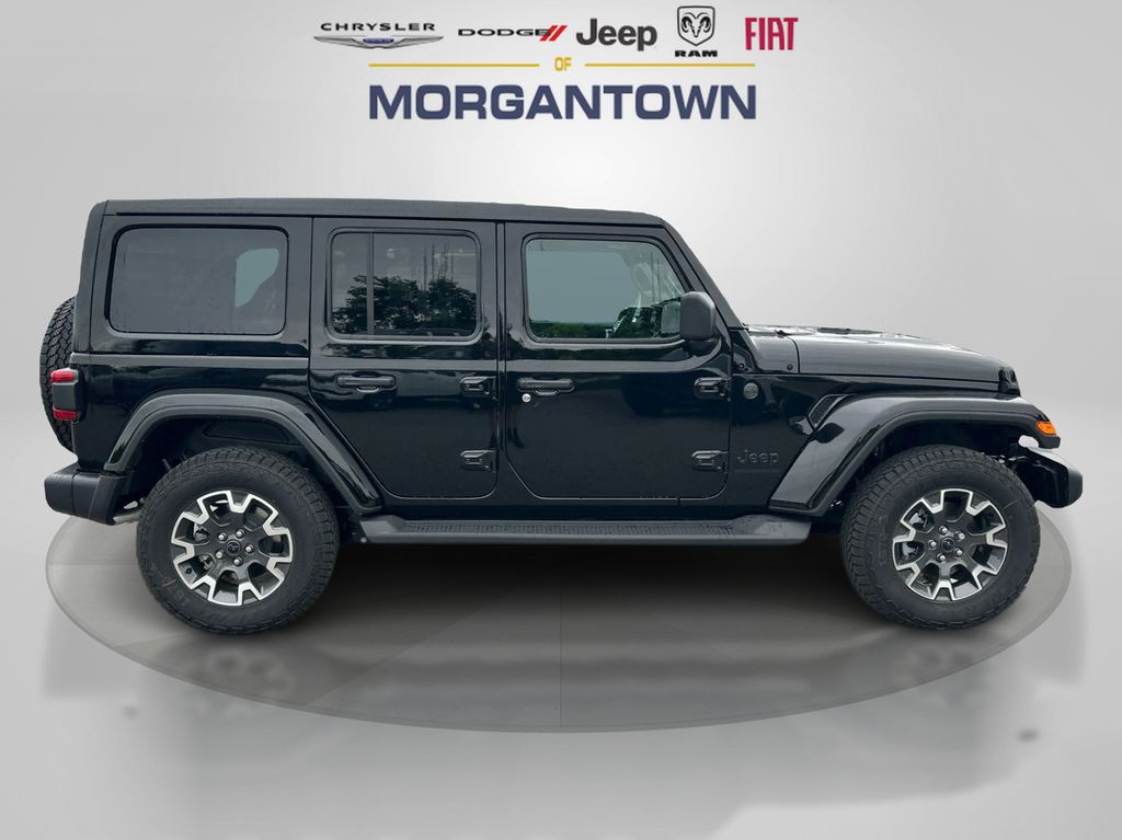 2025 Jeep Wrangler Sahara photo 4