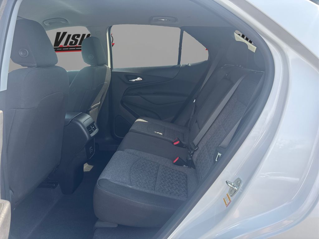 2022 Chevrolet Equinox LT photo 10