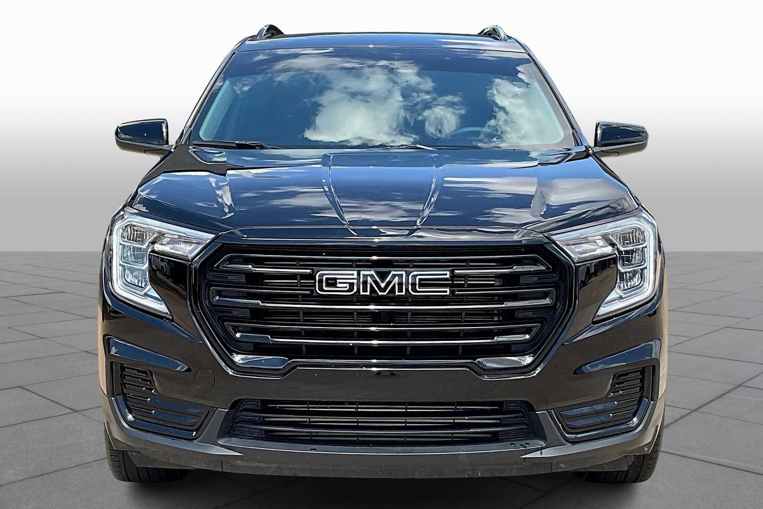 2022 Gmc Terrain SLE photo 3
