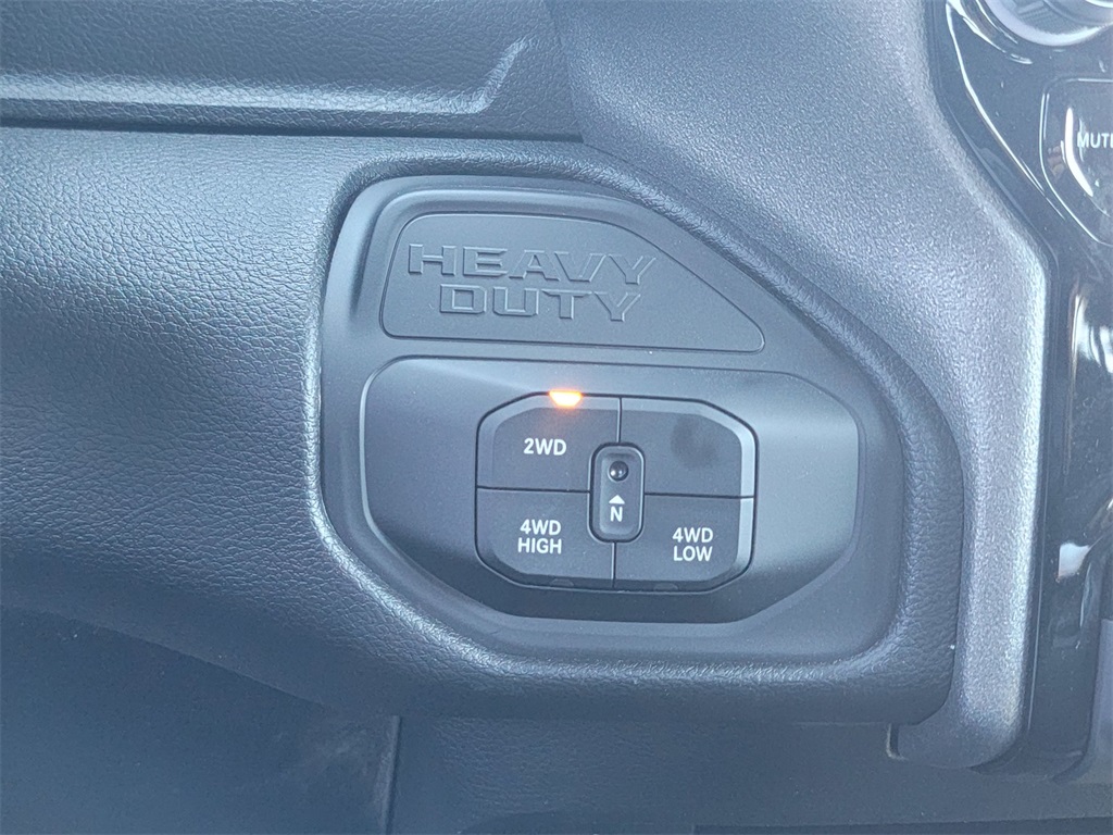 2026 Ram 3500 Tradesman photo 17