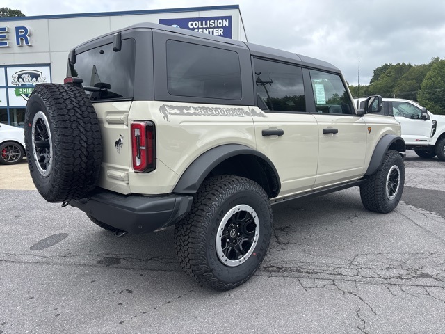 2025 Ford Bronco Badlands photo 4