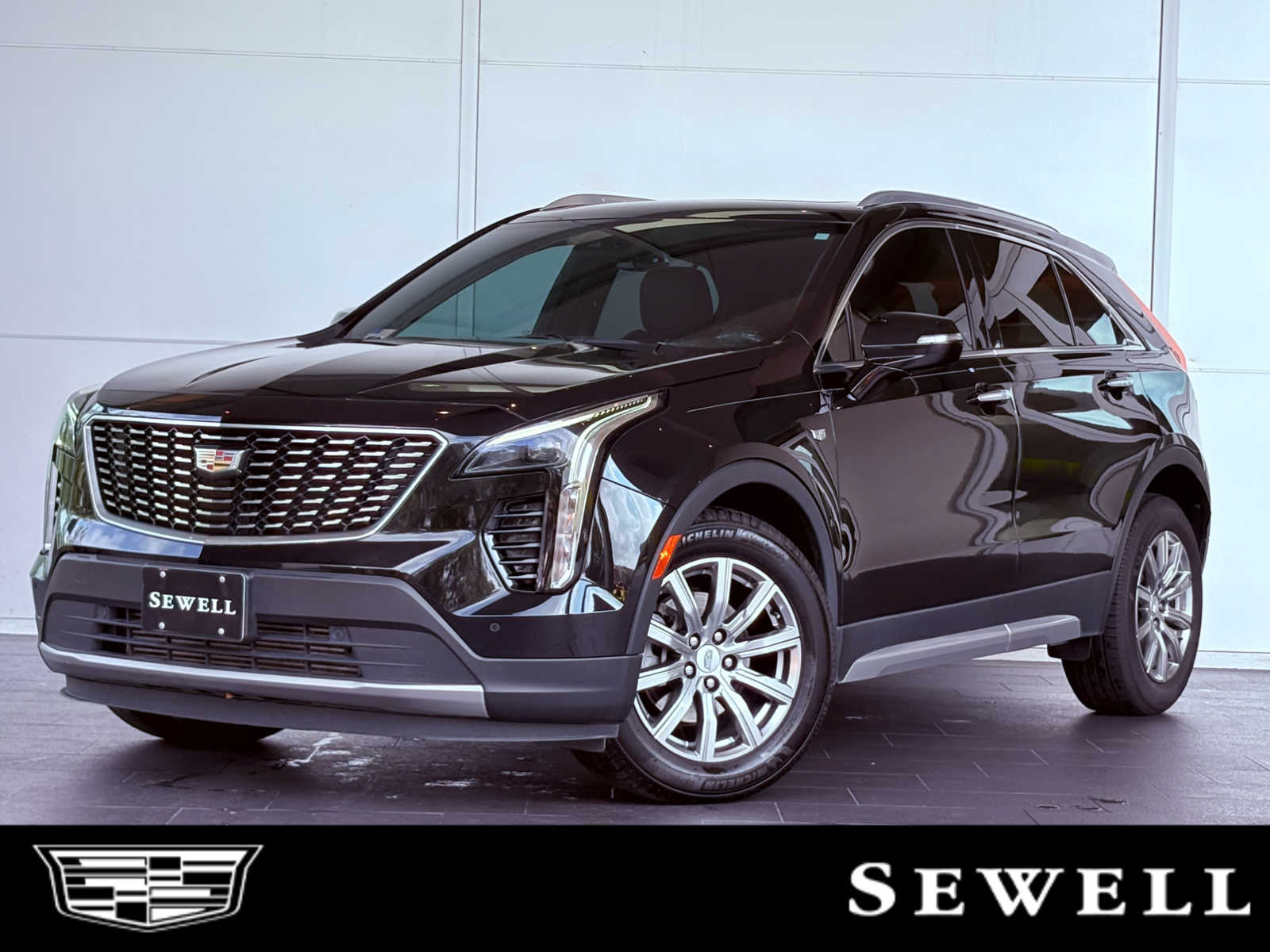 2021 Cadillac XT4 Premium Luxury