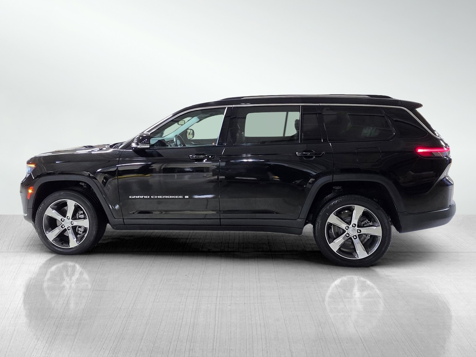 2021 Jeep Grand Cherokee Limited photo 4