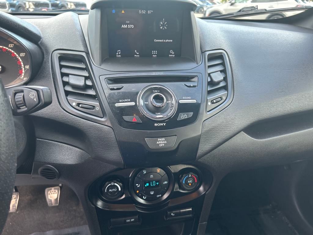 2018 Ford Fiesta ST photo 13