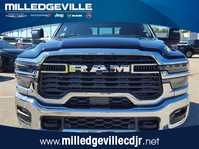 2025 Ram 2500 Tradesman photo 2