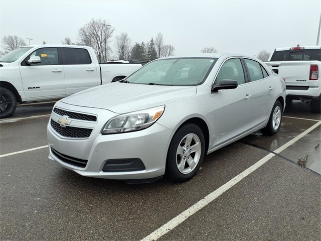 2013 Chevrolet Malibu 1LS's photo