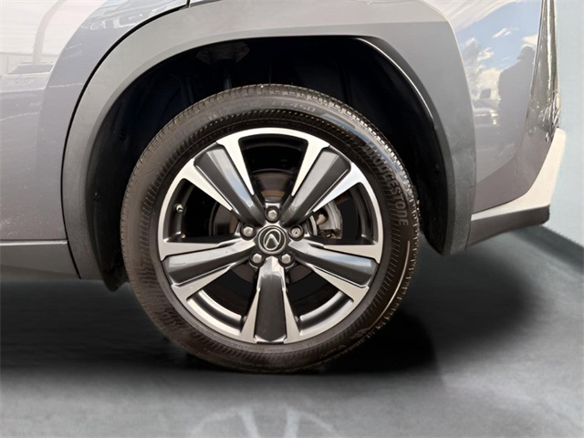 2021 Lexus UX 200 photo 7