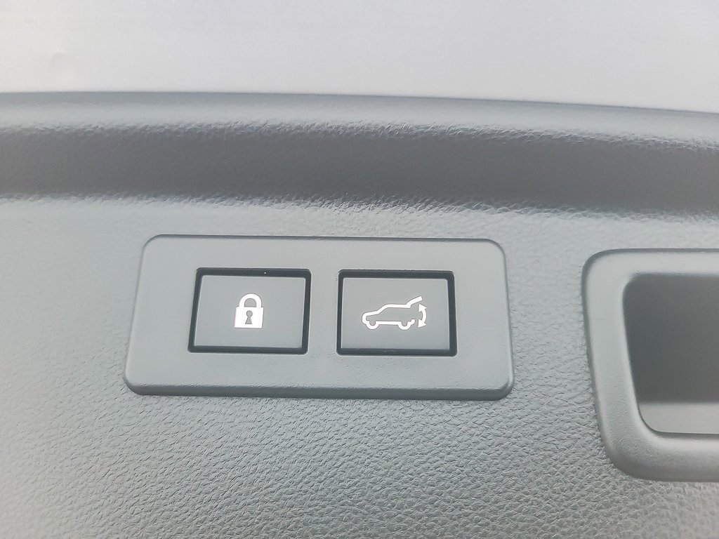 2023 SUBARU FORESTER - Image 20