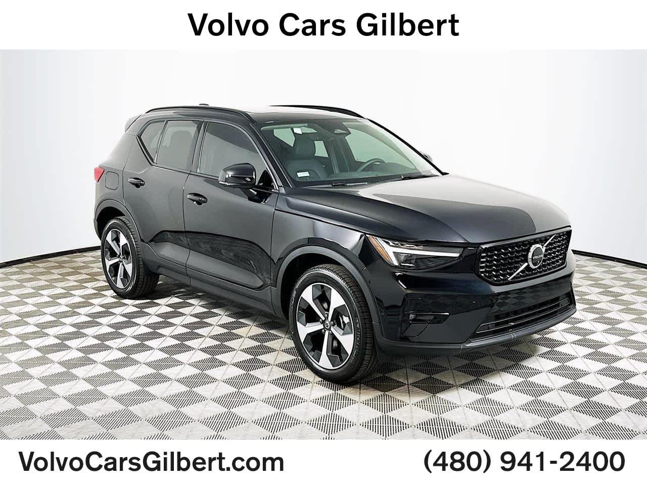 2025 Volvo XC40 Plus