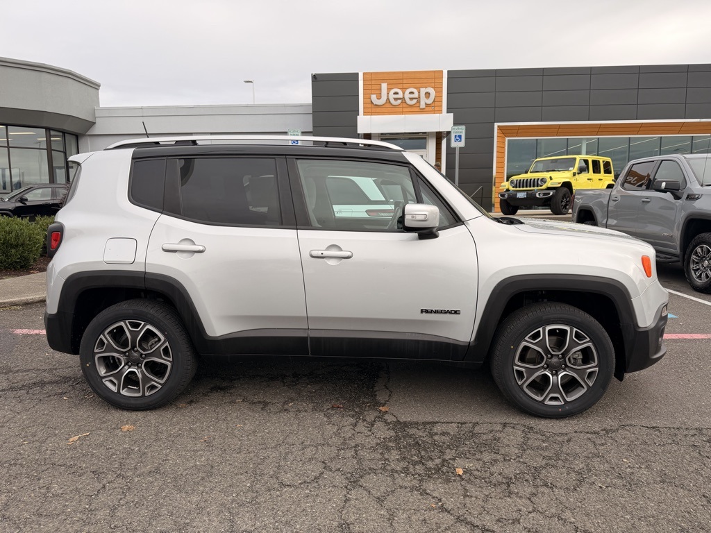 2018 Jeep Renegade Limited photo 3