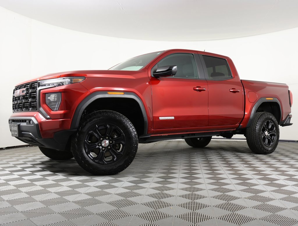 2023 GMC Canyon Elevation's photo