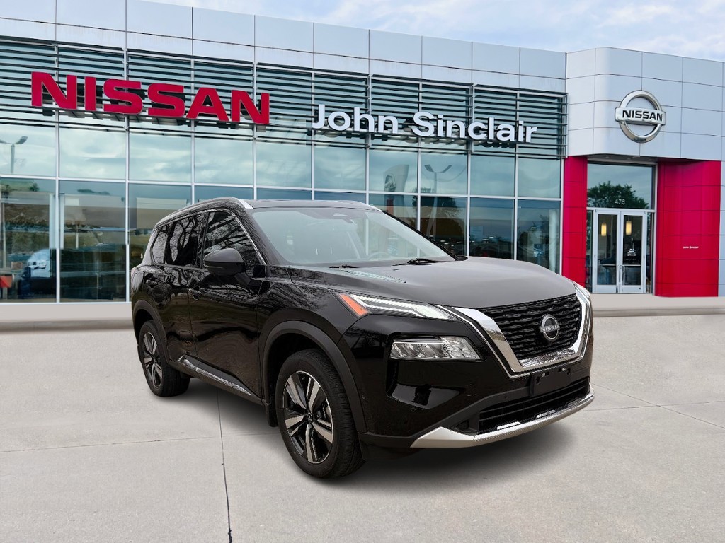 2023 Nissan Rogue Platinum's photo