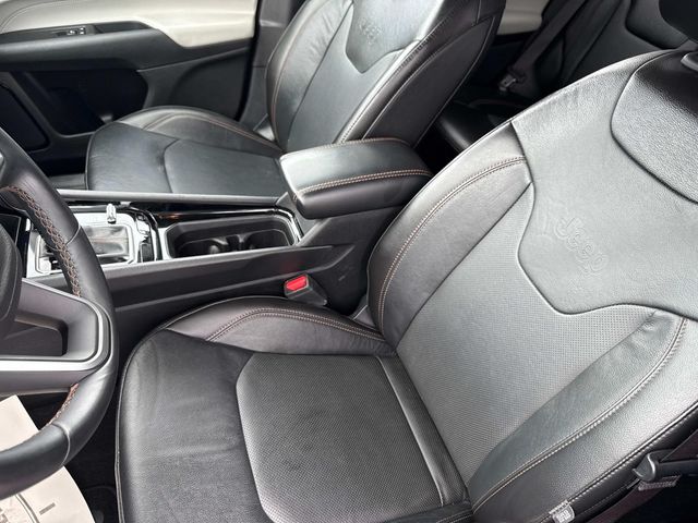 2022 Jeep Compass Limited photo 16