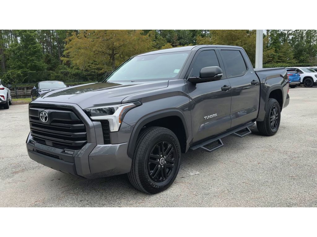 2024 Toyota Tundra SR5 photo 4
