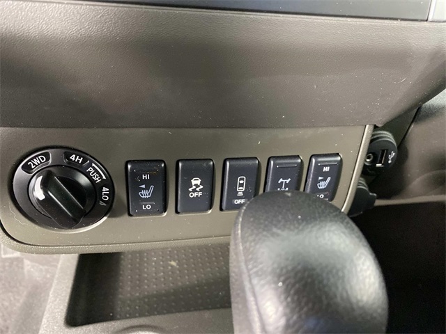 2021 Nissan Frontier PRO-4X photo 18