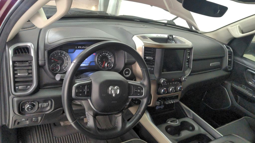 2022 Ram 1500 Laramie photo 14