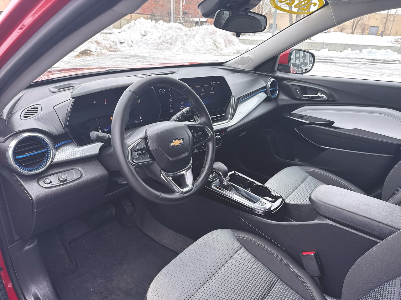 2026 Chevrolet Trax LT photo 2