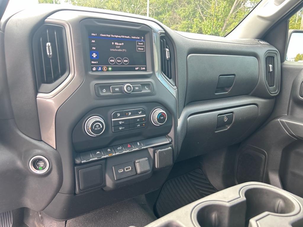 2023 Chevrolet Silverado 1500 Custom photo 8