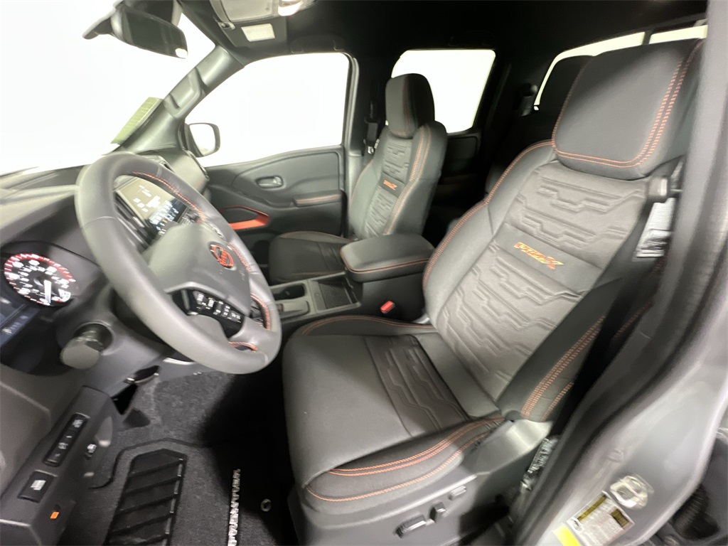2026 Nissan Frontier PRO-X photo 13