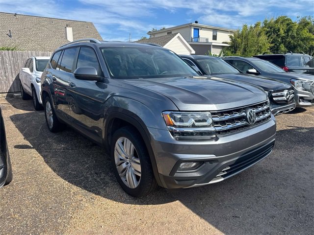 2019 Volkswagen Atlas SE Technology photo 3