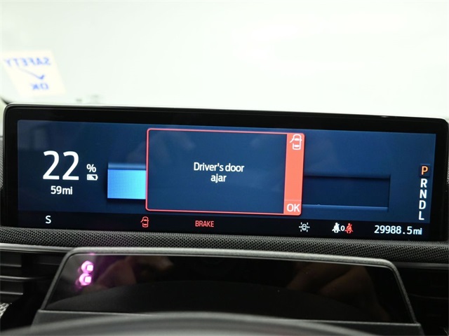 2022 FORD MUSTANG MACH-E - Image 18