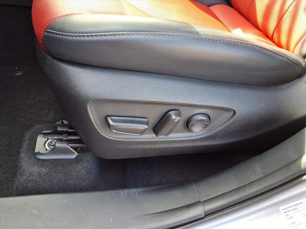 2023 TOYOTA HIGHLANDER - Image 10