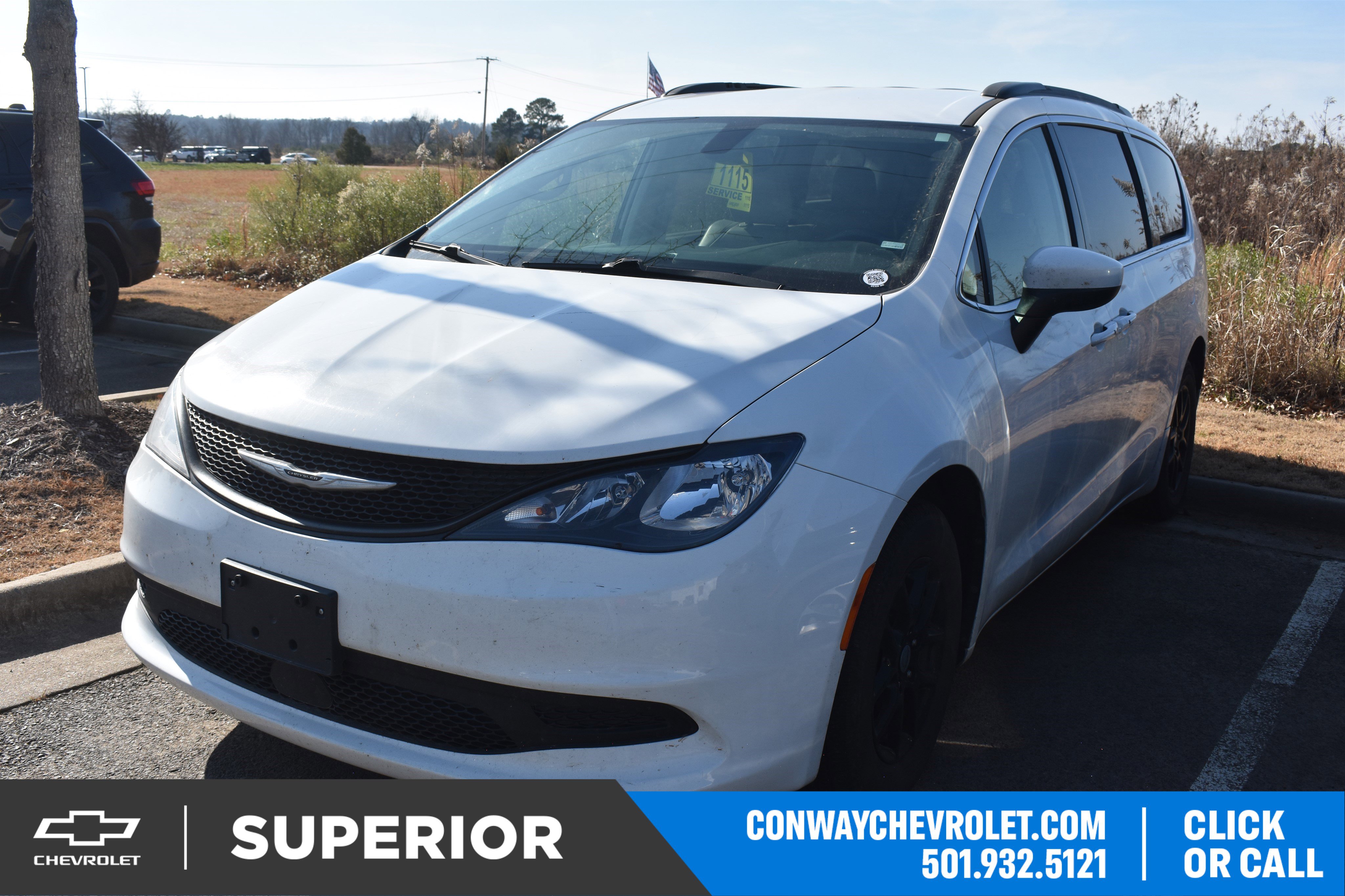 2021 Chrysler Voyager's photo