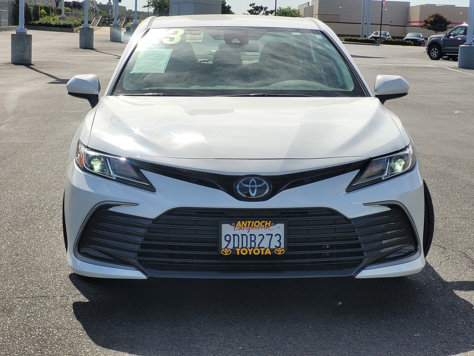 2023 Toyota Camry LE photo 2