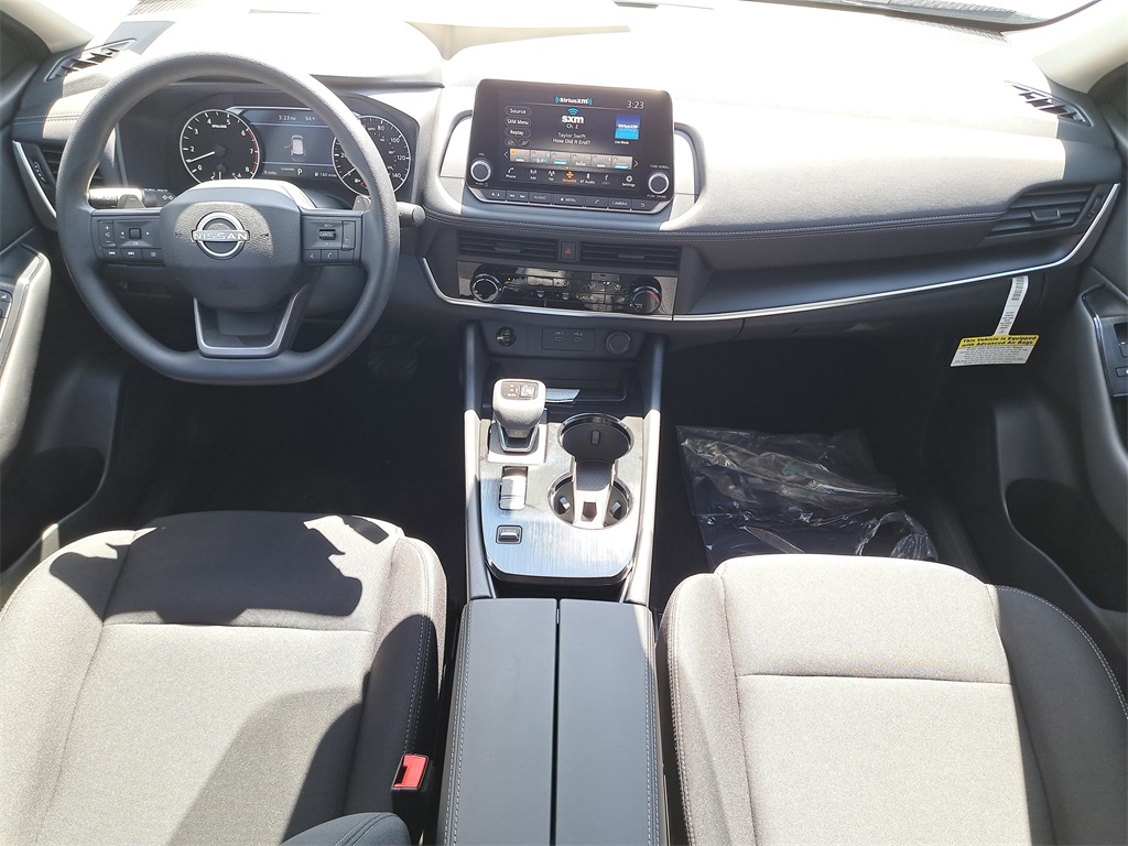 2026 Nissan Rogue S photo 16