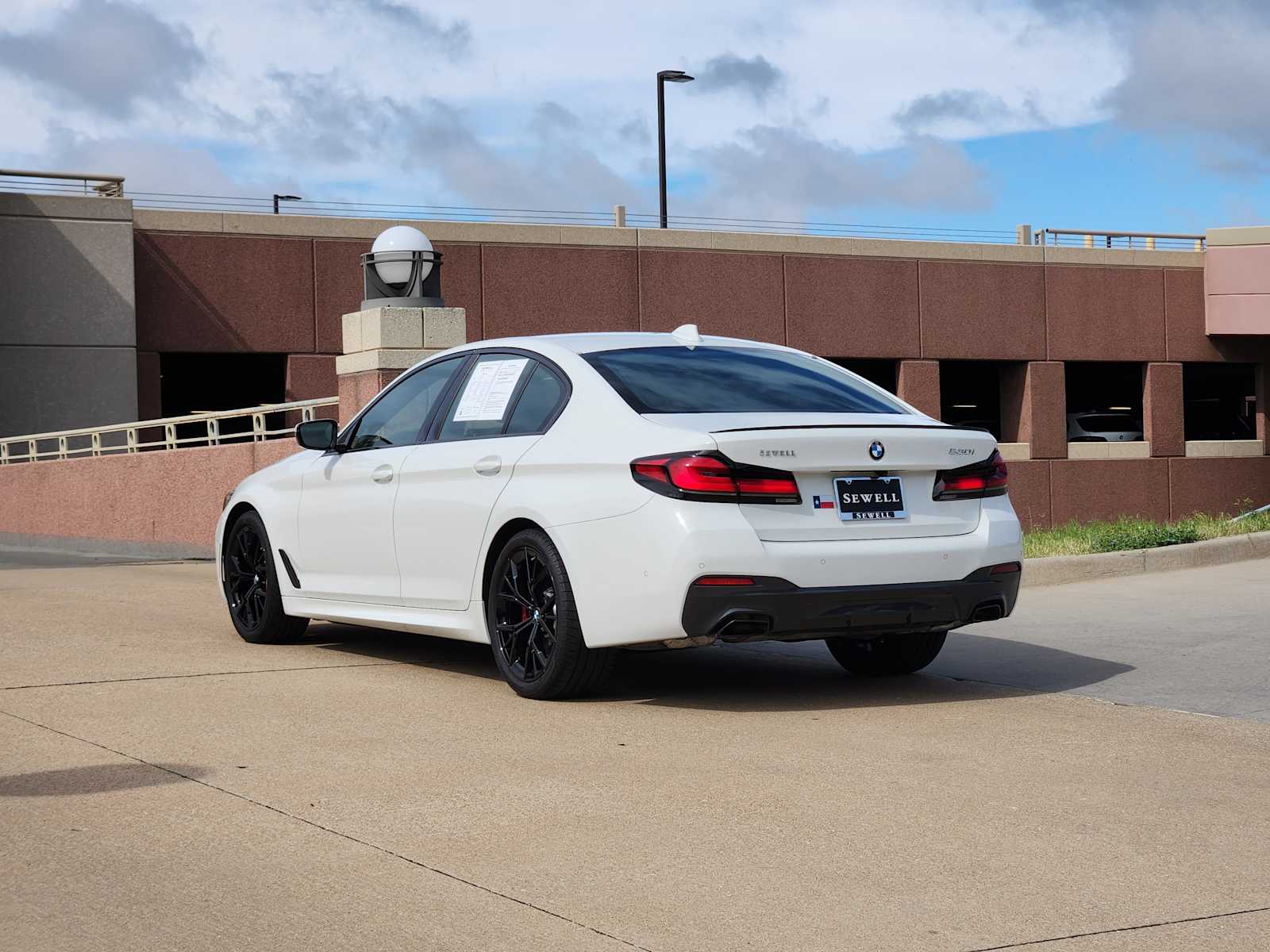 2023 Bmw 530i photo 3