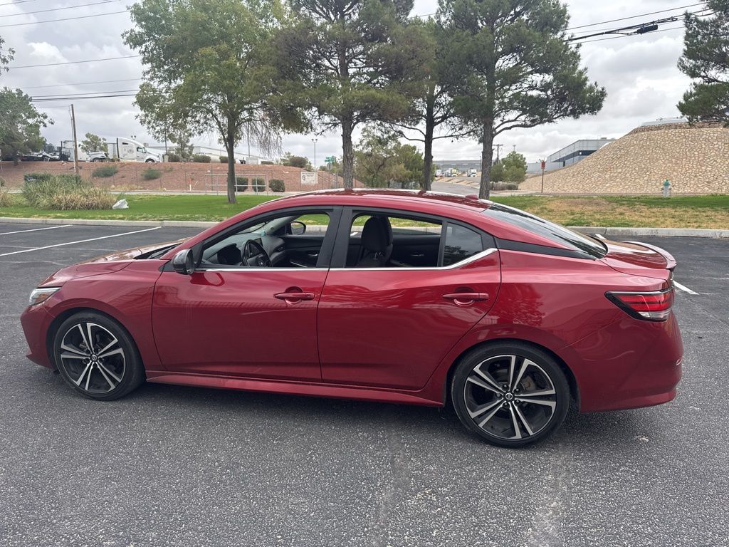 2023 Nissan Sentra SR photo 17