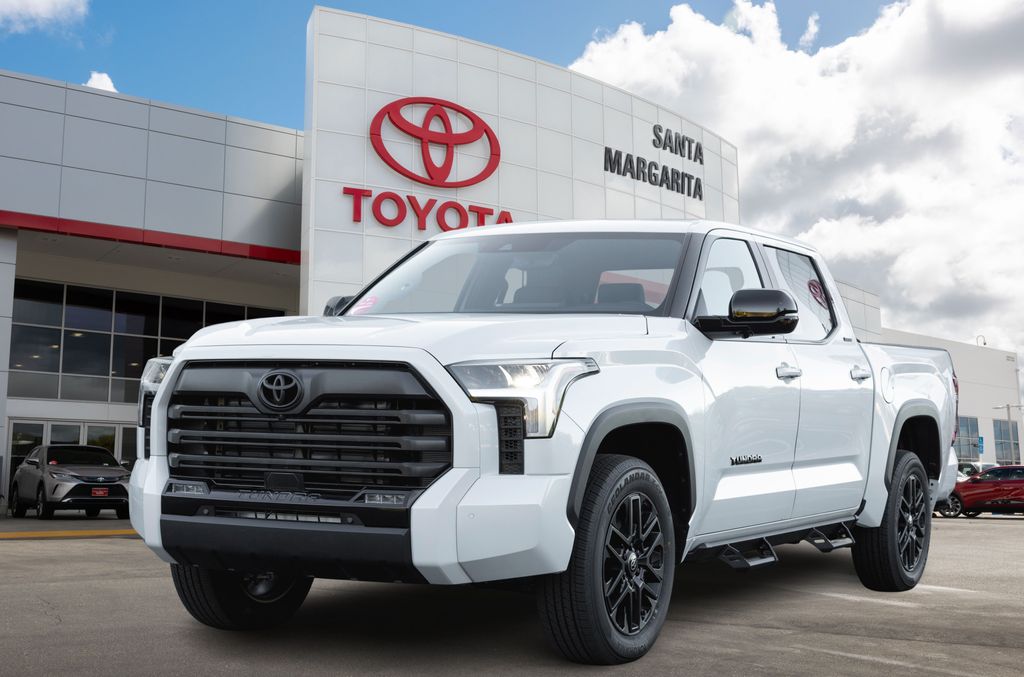 2026 Toyota Tundra Limited's photo