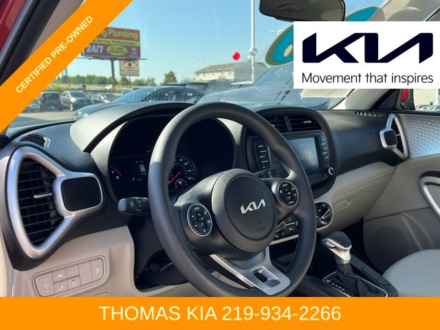 2022 Kia Soul LX photo 13