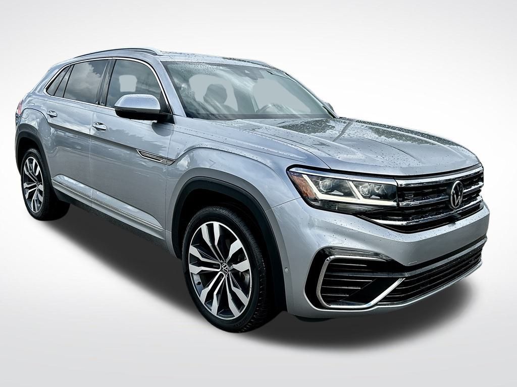 2022 Volkswagen Atlas Cross Sport V6 SEL Premium R-Line photo 2