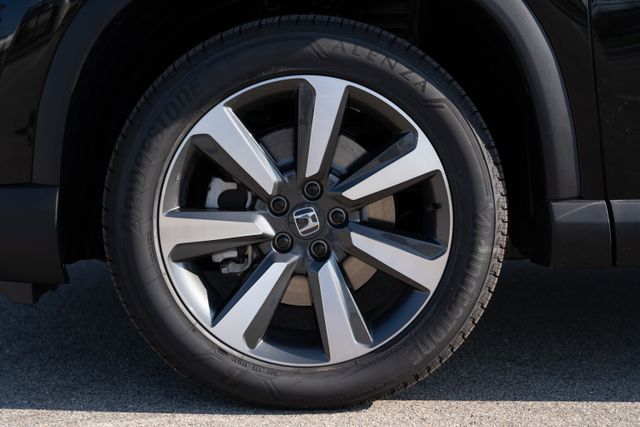 2025 Honda Pilot Touring photo 12