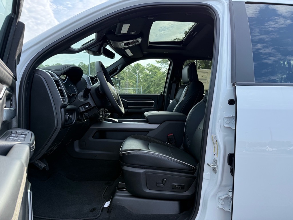 2026 Ram 2500 Laramie photo 4