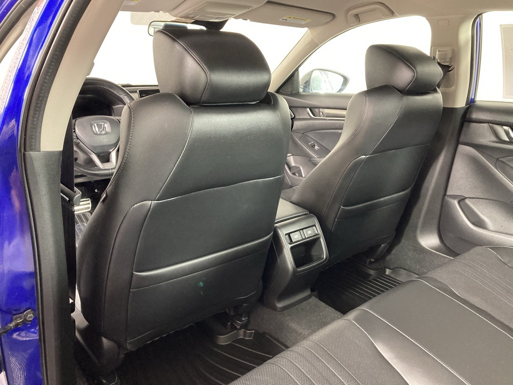 Used 2021 Honda Accord Sport SE with VIN 1HGCV1F43MA064954 for sale in Elk River, Minnesota