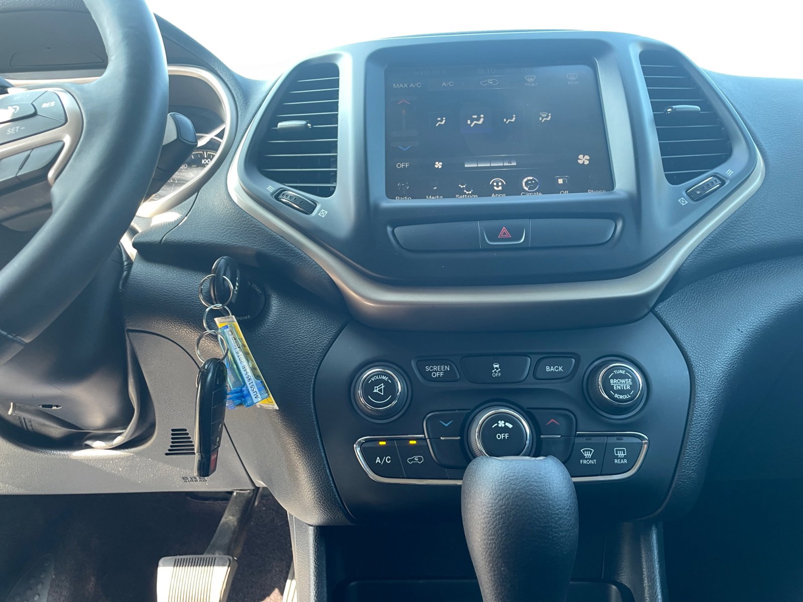2016 Jeep Cherokee Latitude photo 15