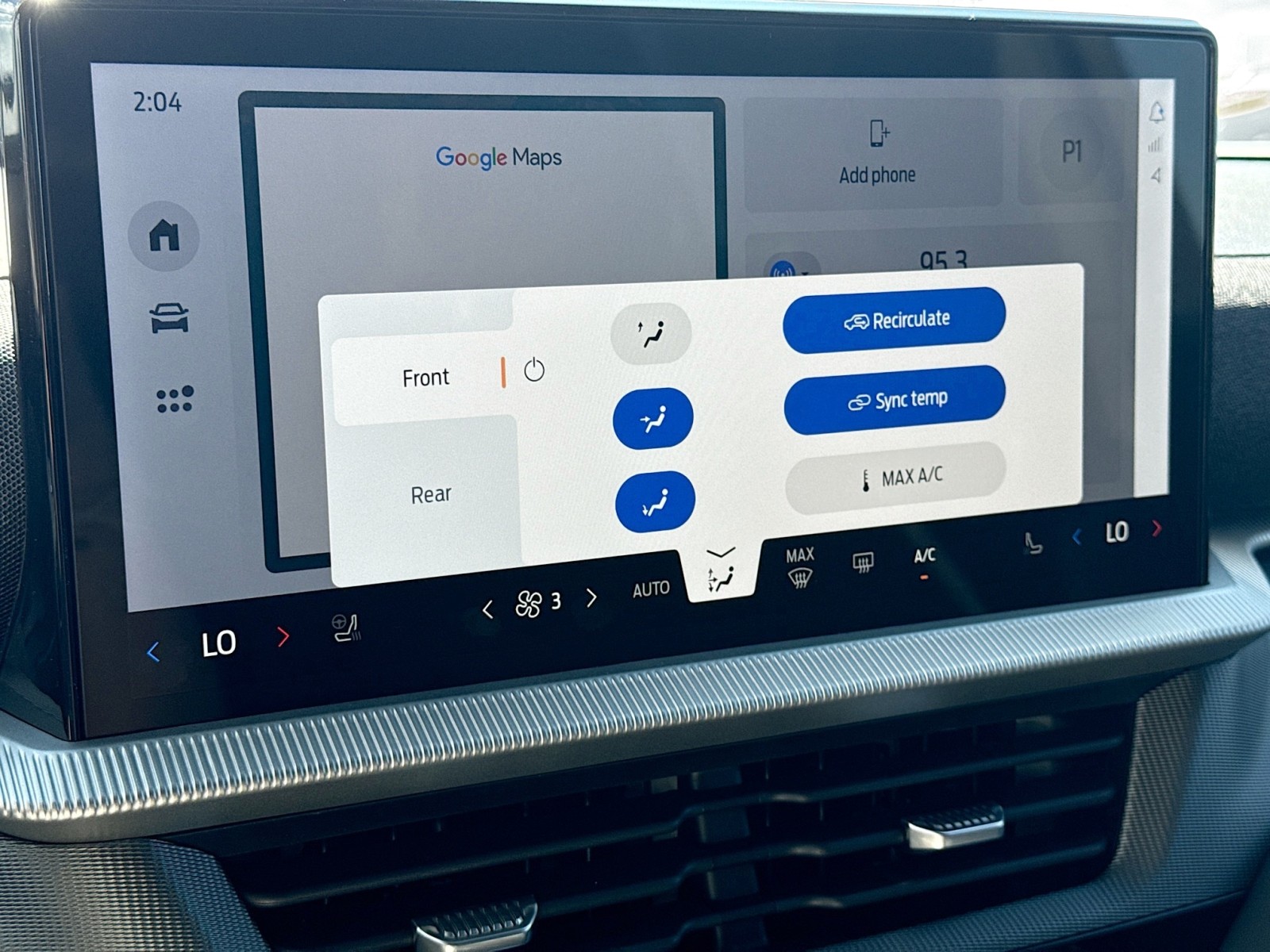 2025 Ford Explorer ST-Line photo 14