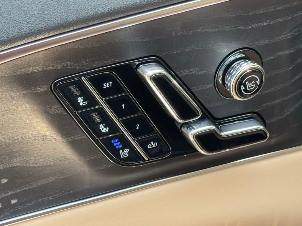2025 Cadillac Lyriq Luxury photo 20