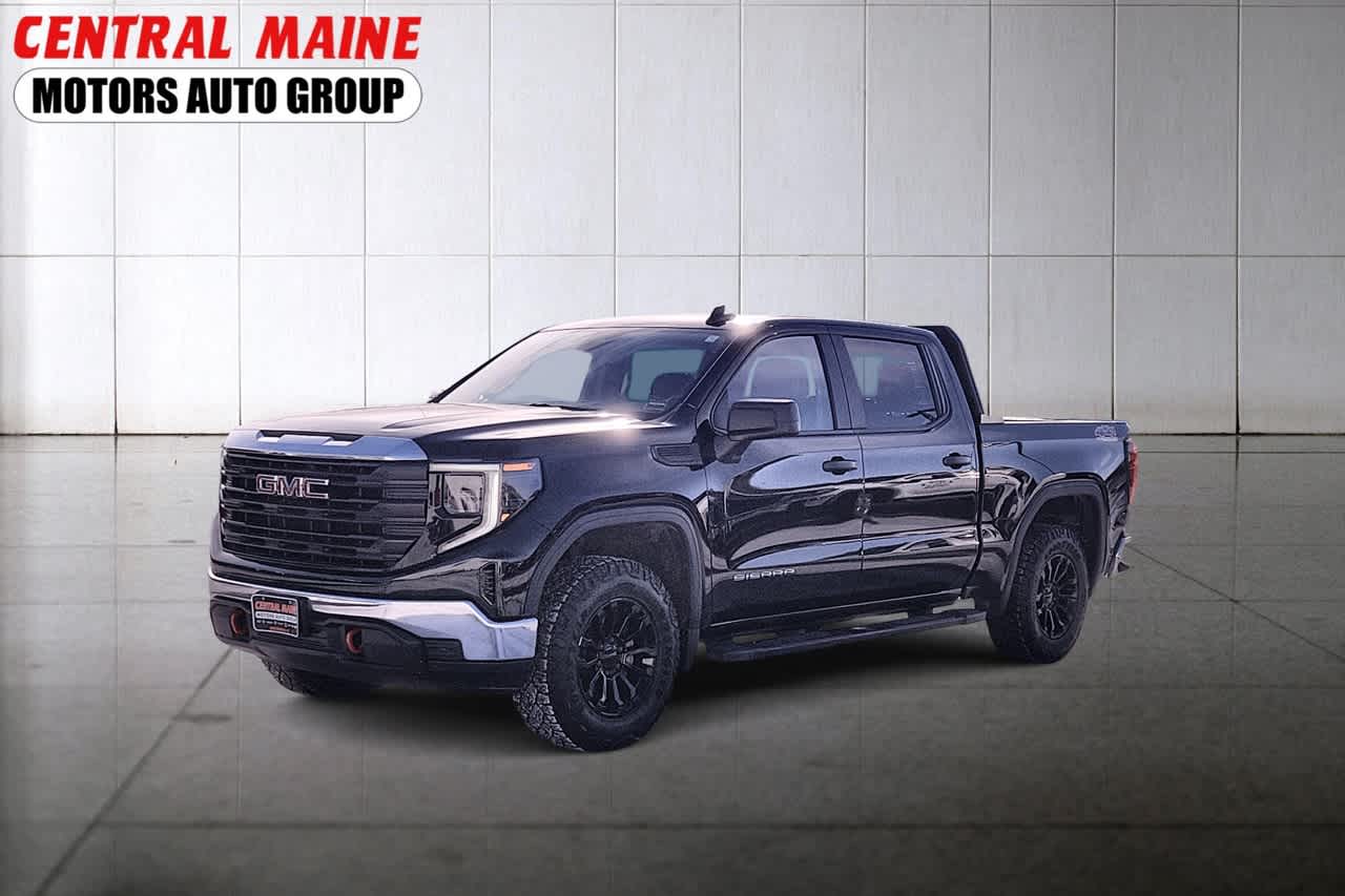 2024 GMC Sierra 1500 Pro's photo