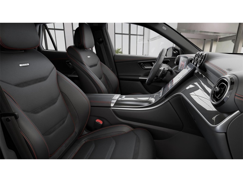2025 Mercedes Benz GLC 43 AMG 4MATIC photo 4
