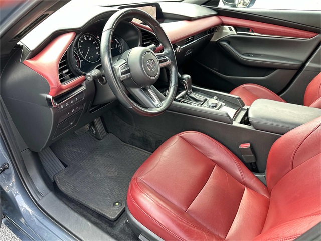 2022 Mazda Mazda3 Premium Plus Turbo photo 2