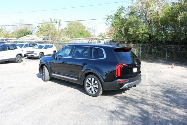 2021 Kia Telluride EX photo 2
